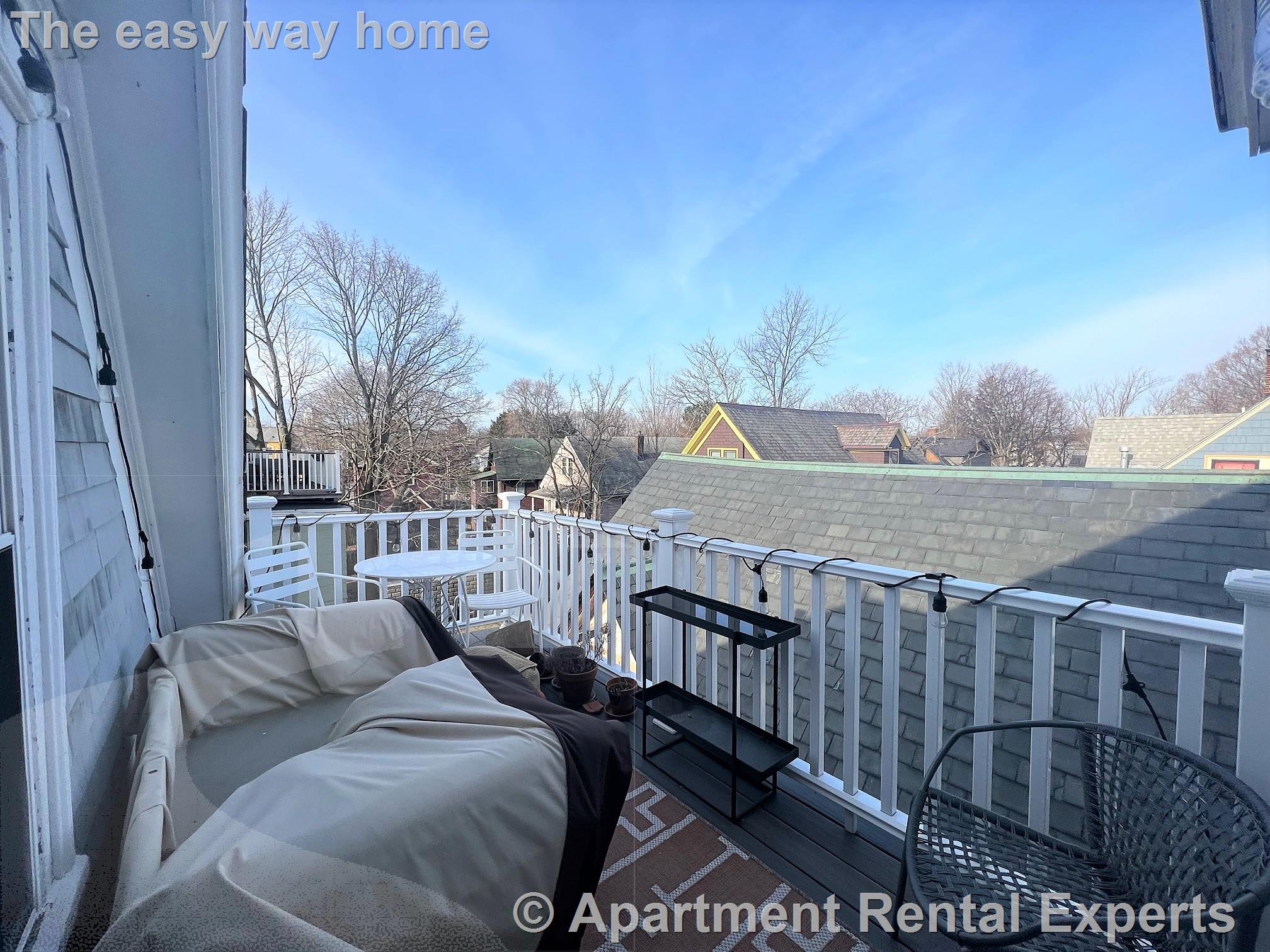 26 Willow Ave, Davis Square