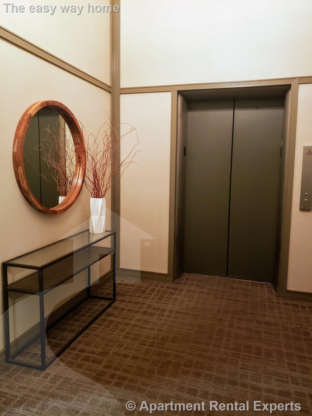 993 Massachusetts Ave, Arlington Heights