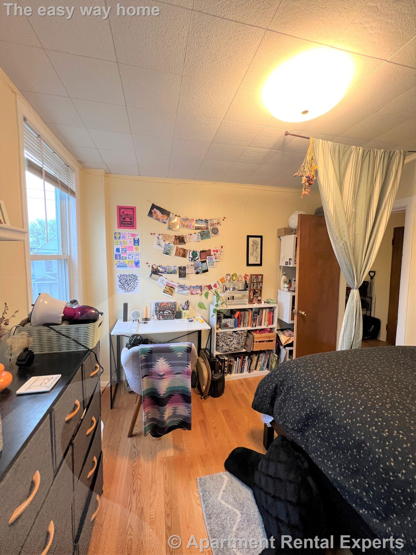 27-29 Cameron Ave, Davis Square