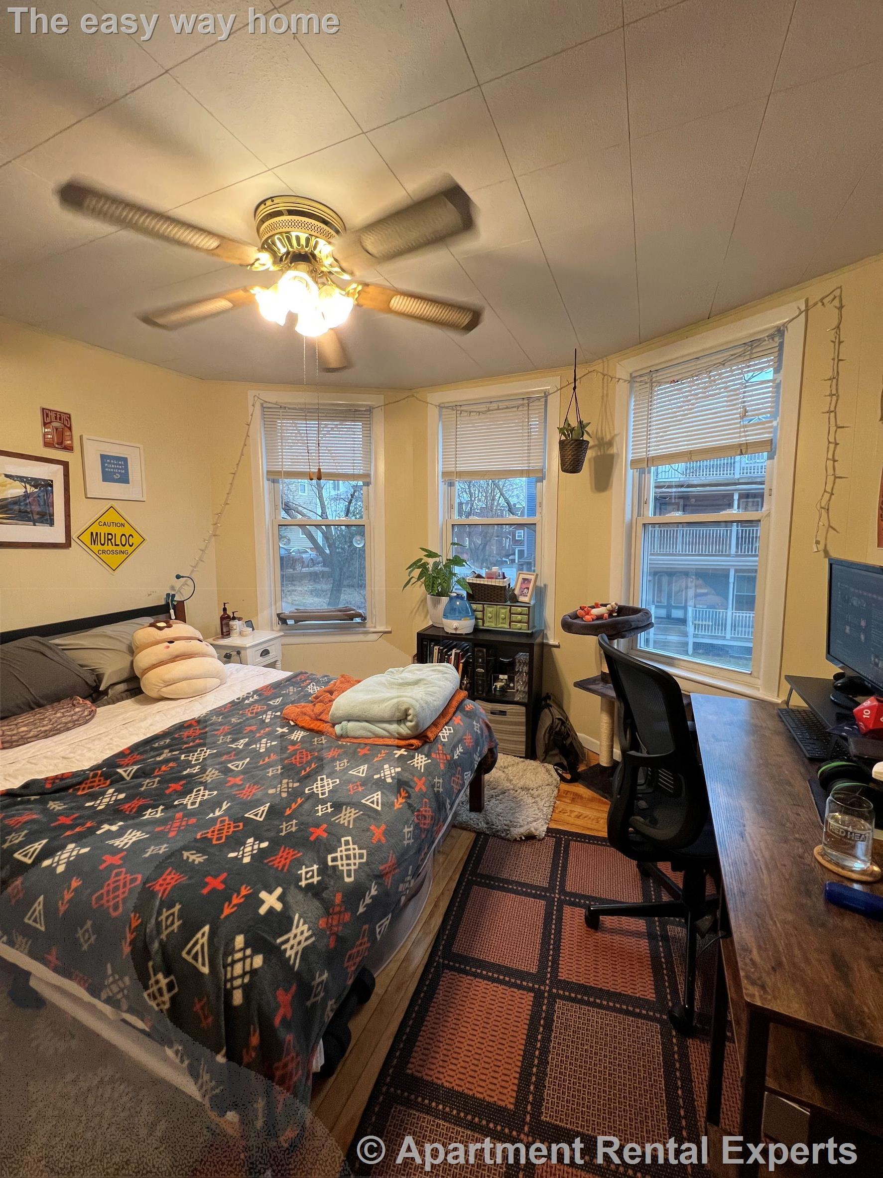 27-29 Cameron Ave, Davis Square