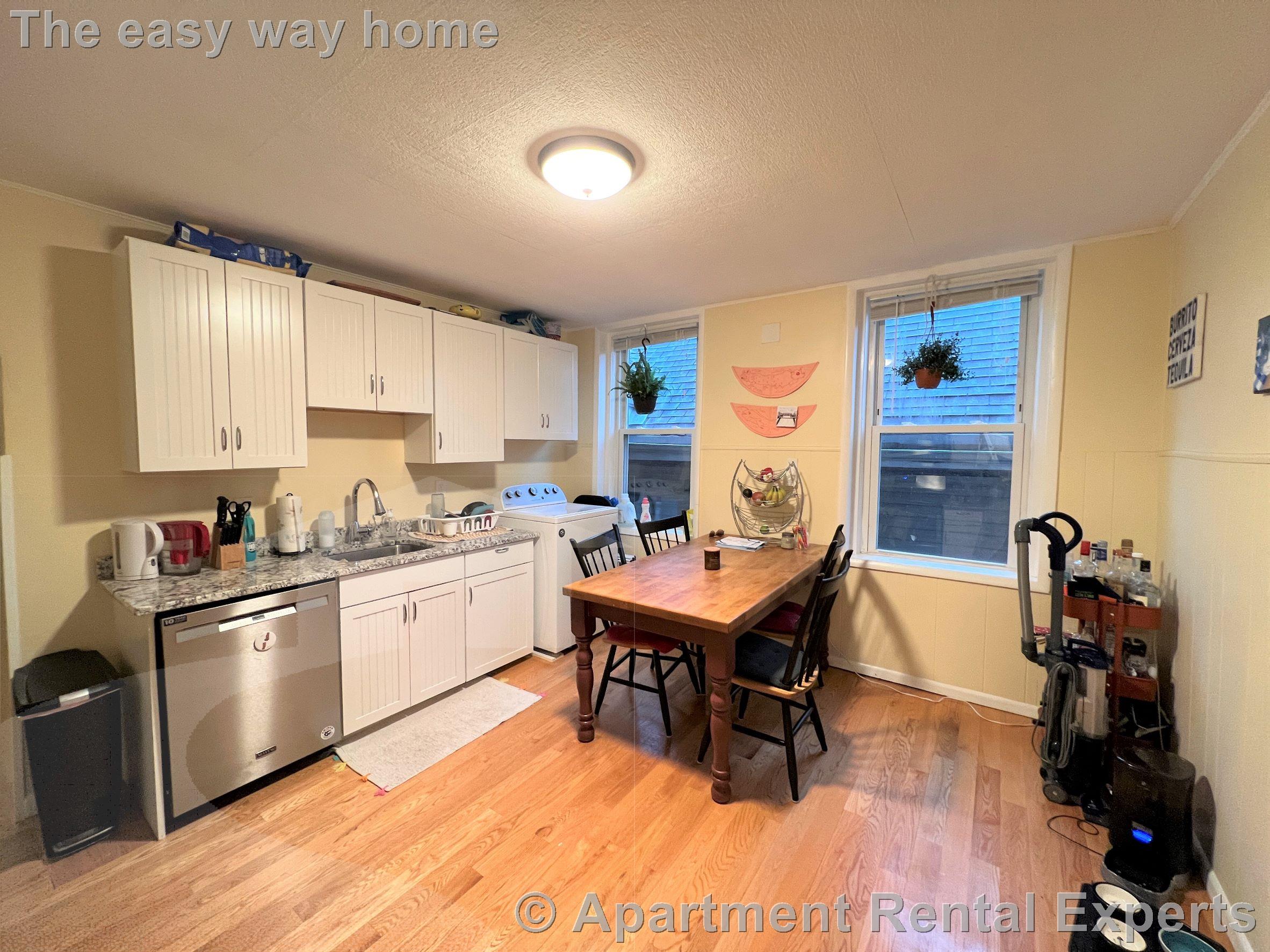 27-29 Cameron Ave, Davis Square