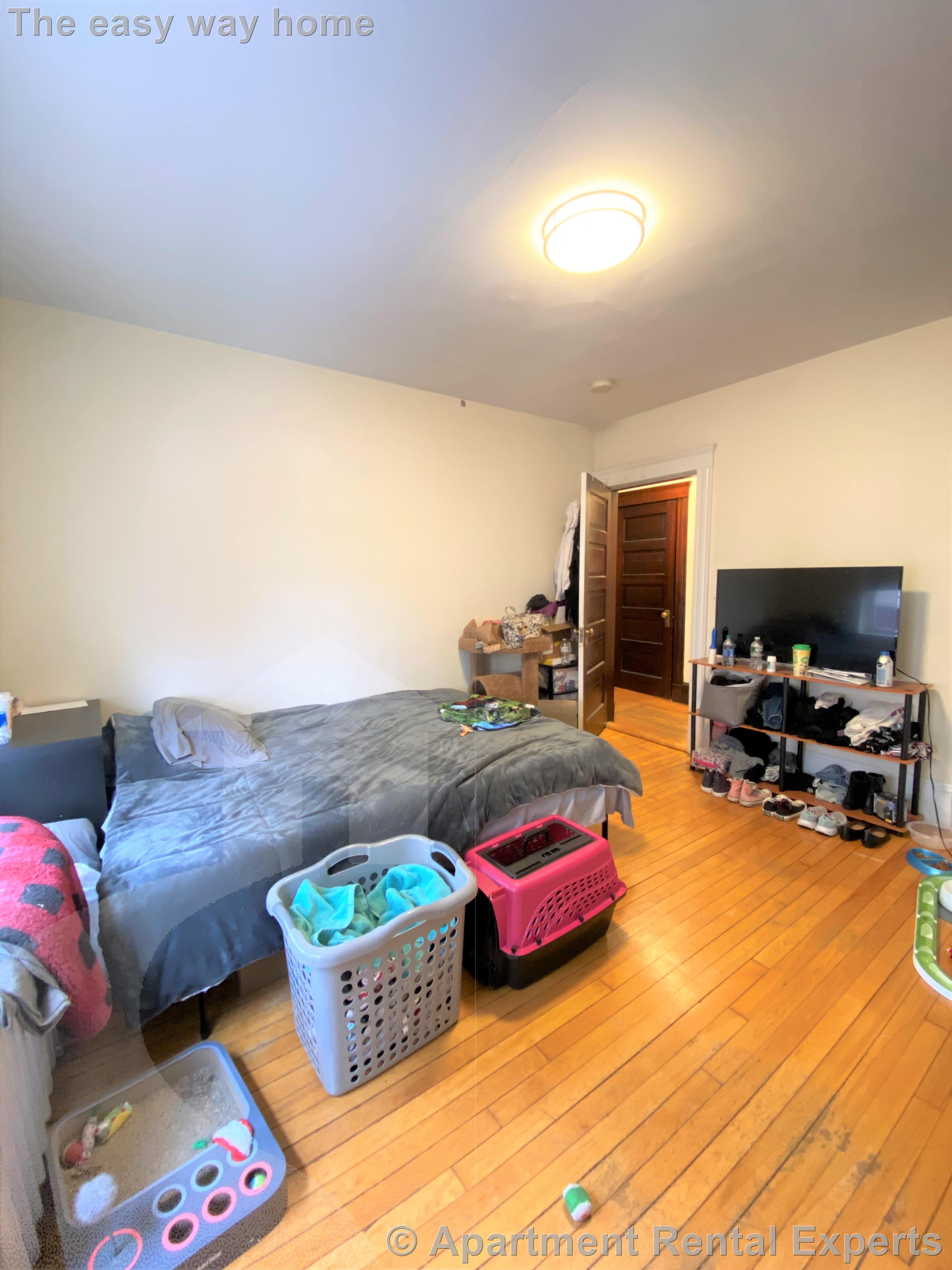 9 Fairfield St, Porter Square