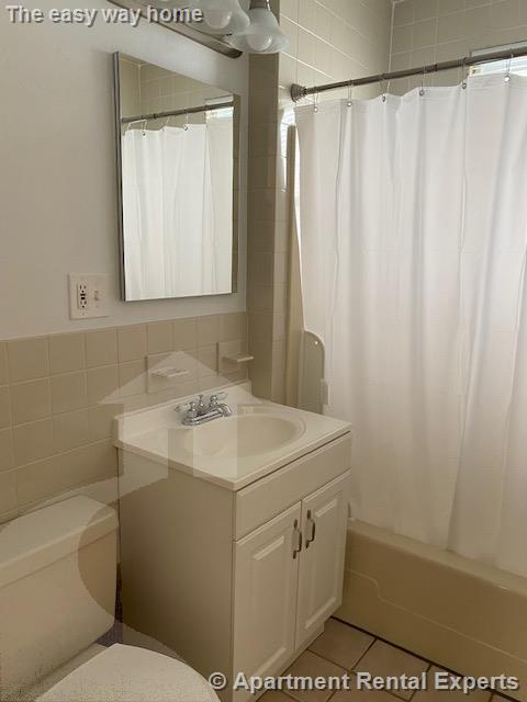 18 Early Ave, Medford Square