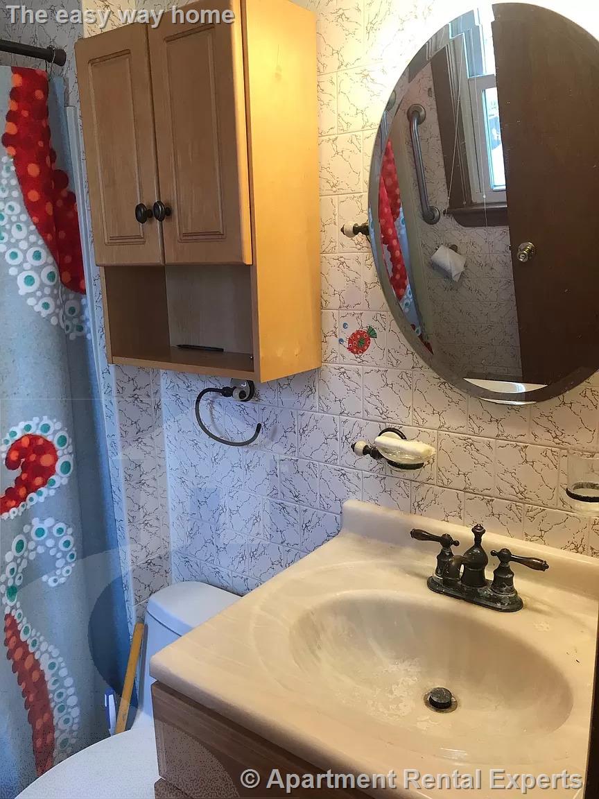 57 Putnam St, Prospect Hill