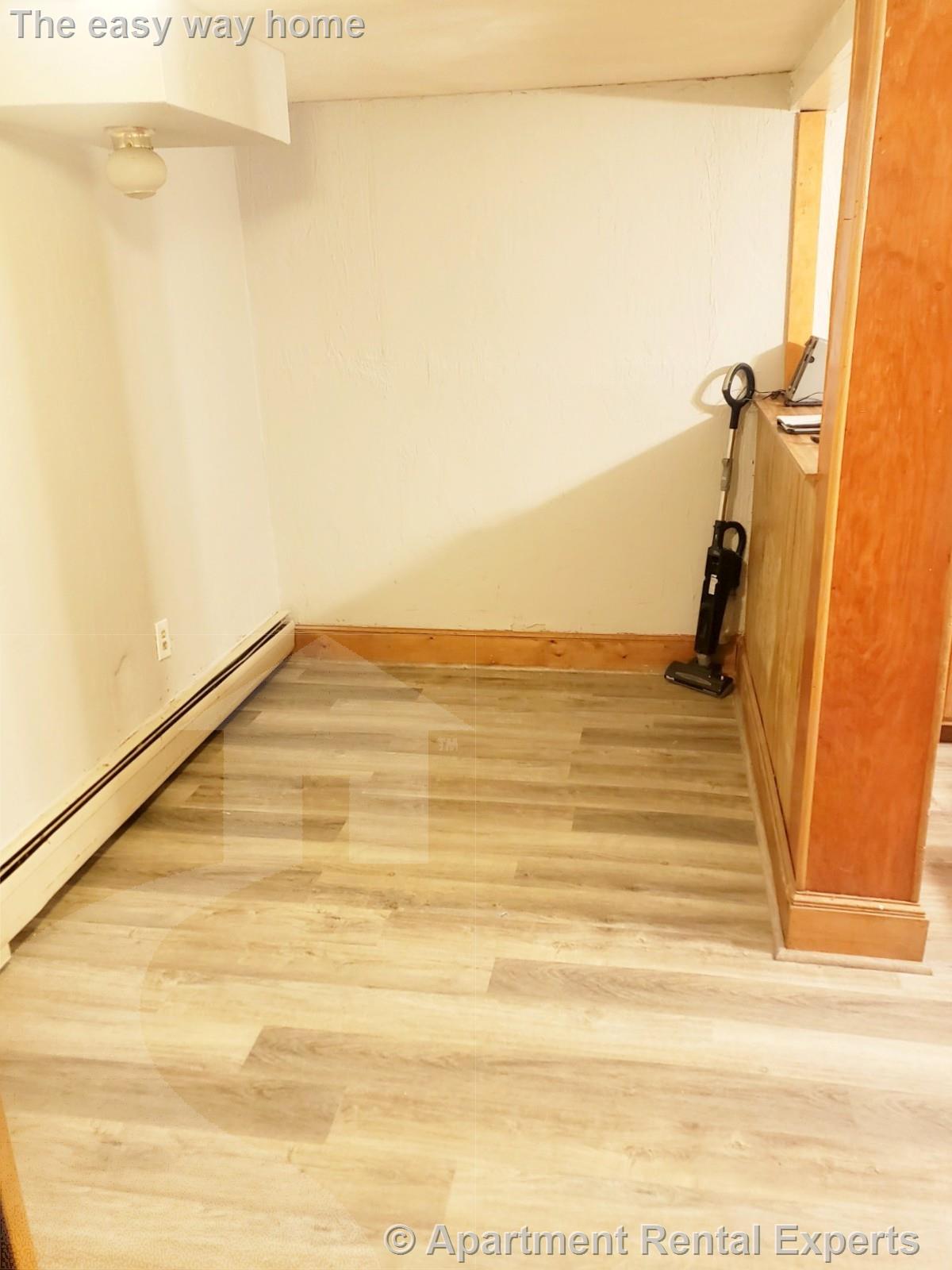 157 Lowell St, Spring Hill