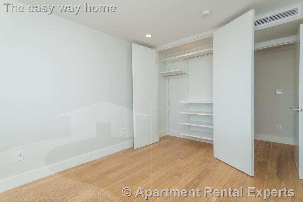 334 Harvard St, Harvard Square