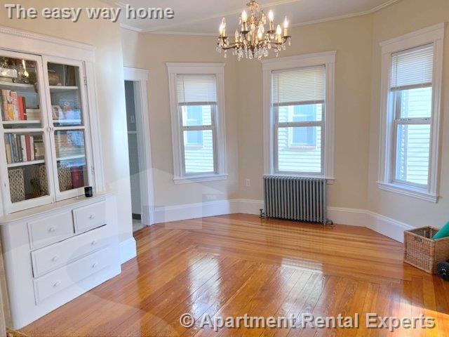 39 Pearson Rd, Tufts