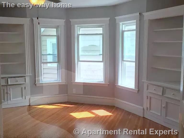 230 Upland Rd, Avon Hill