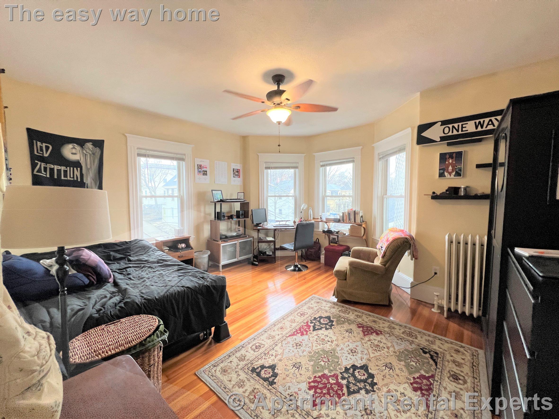 121 Liberty Rd, Davis Square