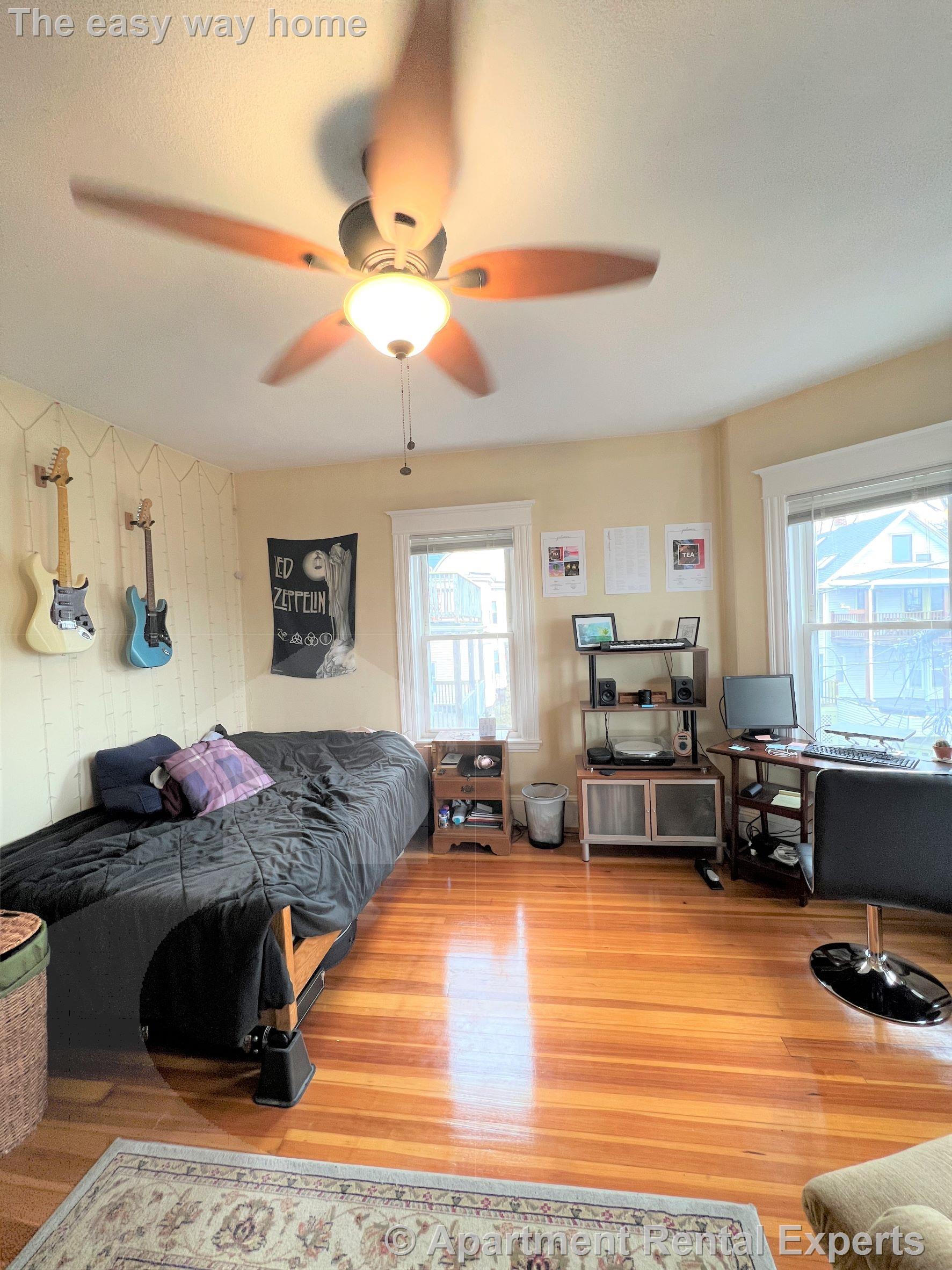 121 Liberty Rd, Davis Square