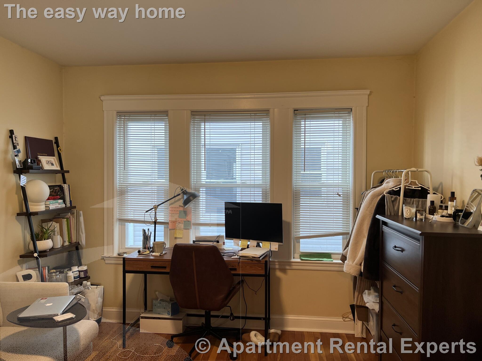 16-18 Silvey Pl, Porter Square
