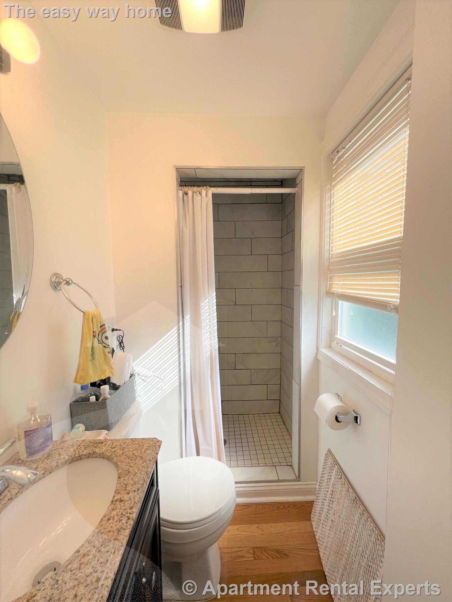 16-18 Silvey Pl, Porter Square