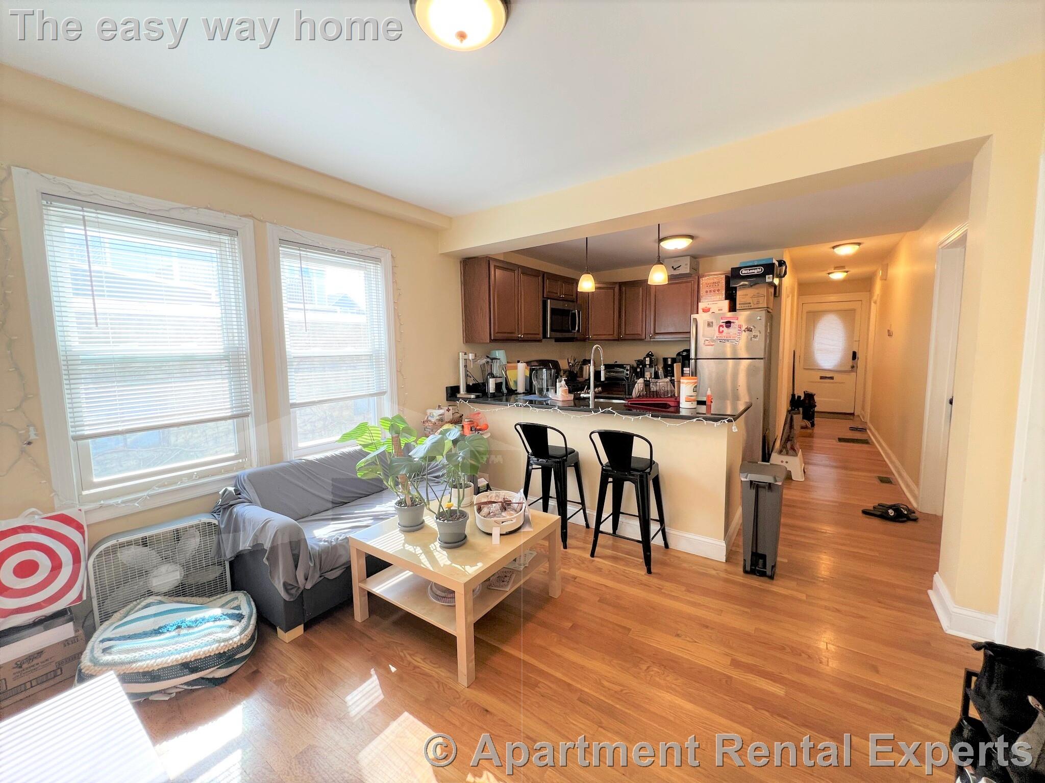 16-18 Silvey Pl, Porter Square