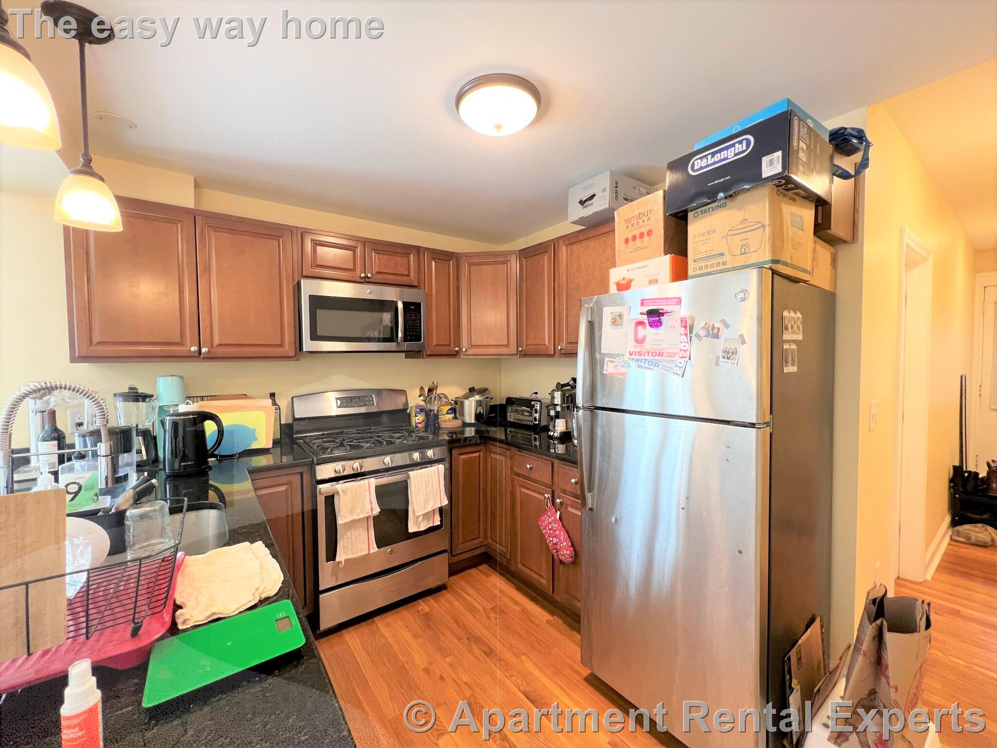 16-18 Silvey Pl, Porter Square