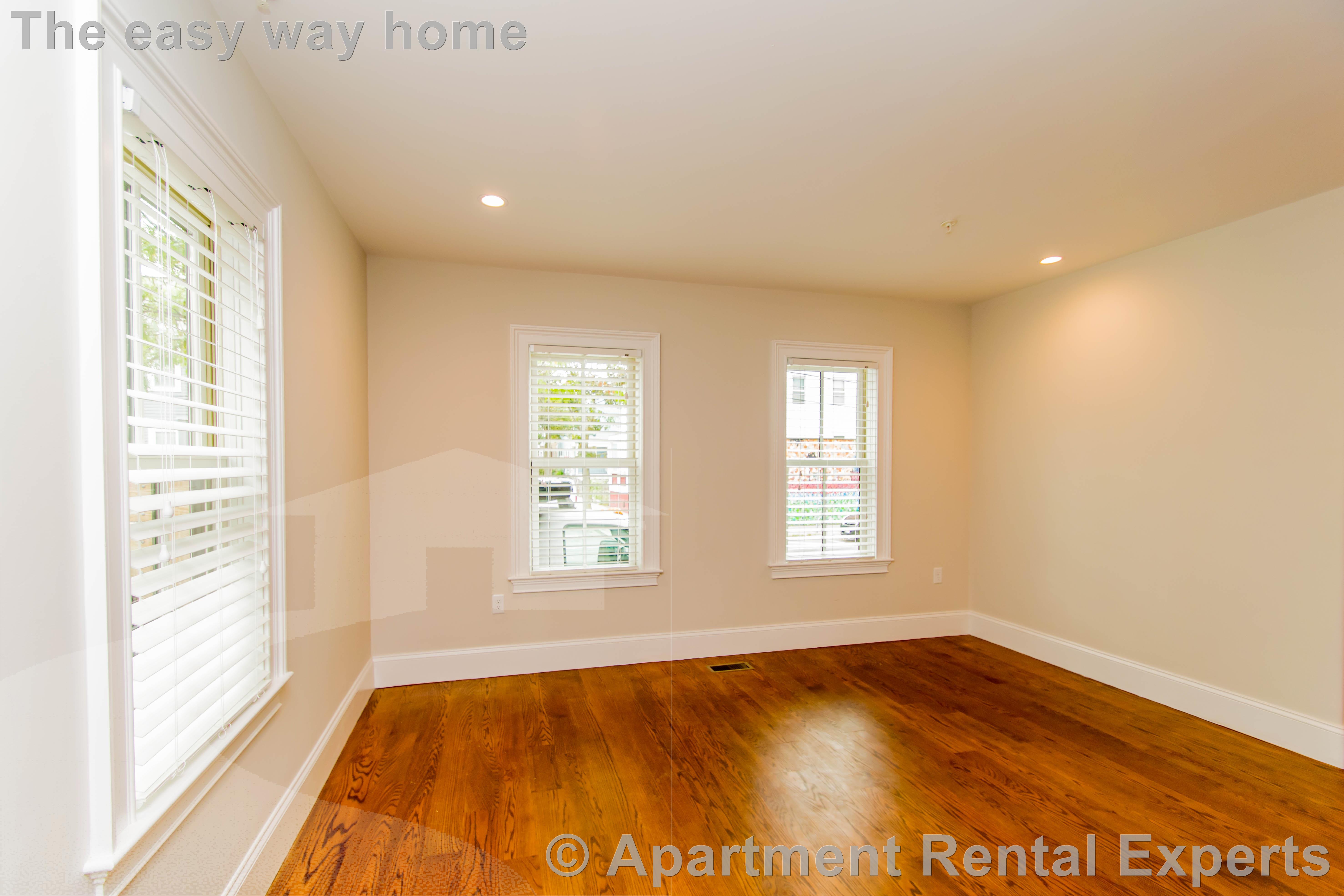 126 Columbia St, Central Square