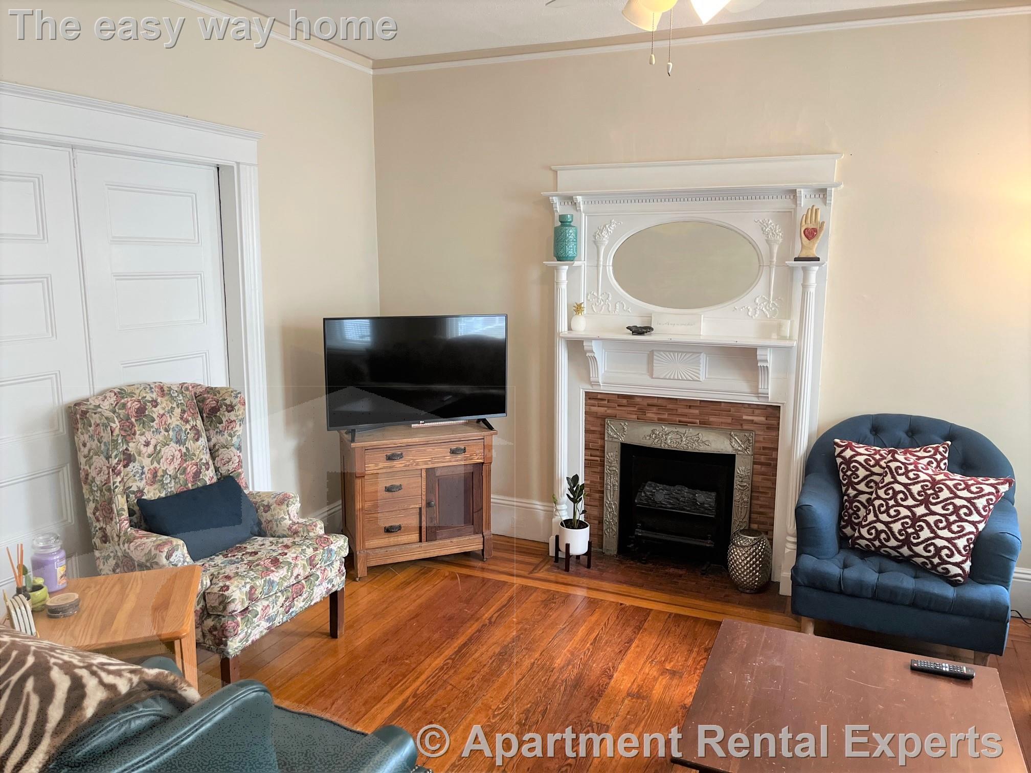 28 Prichard Ave, Davis Square