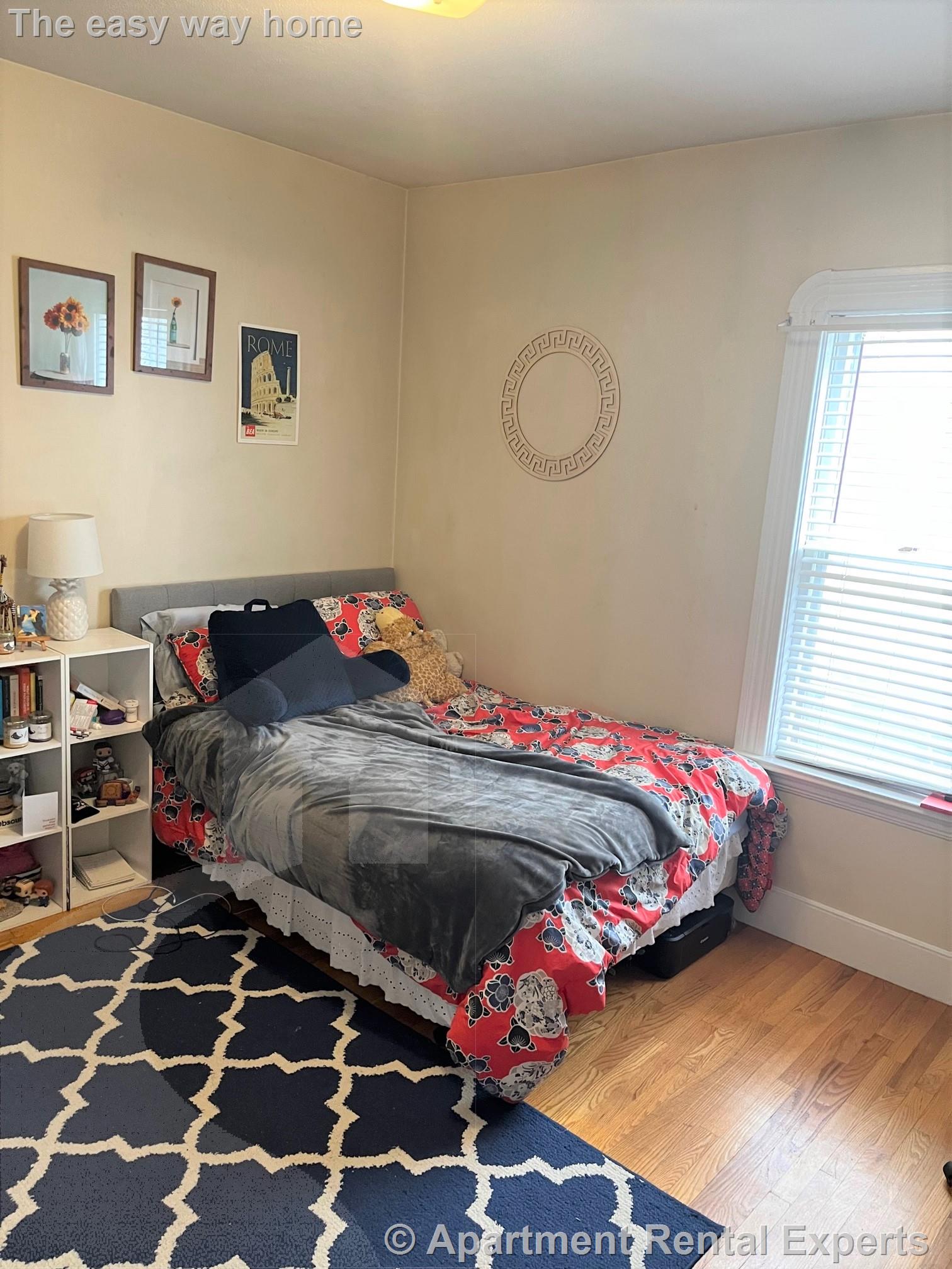 28 Prichard Ave, Davis Square