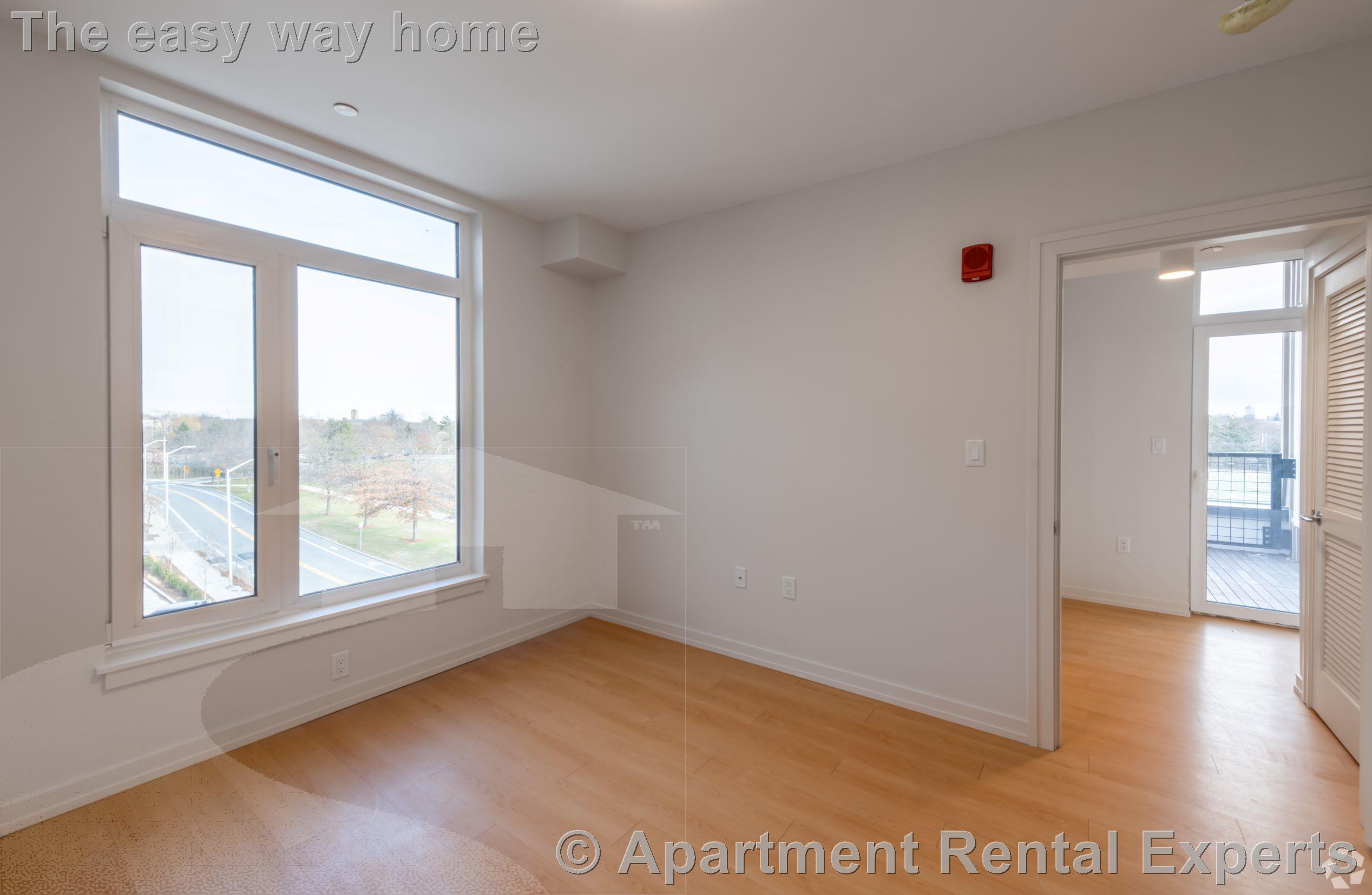 77 New St, Fresh Pond