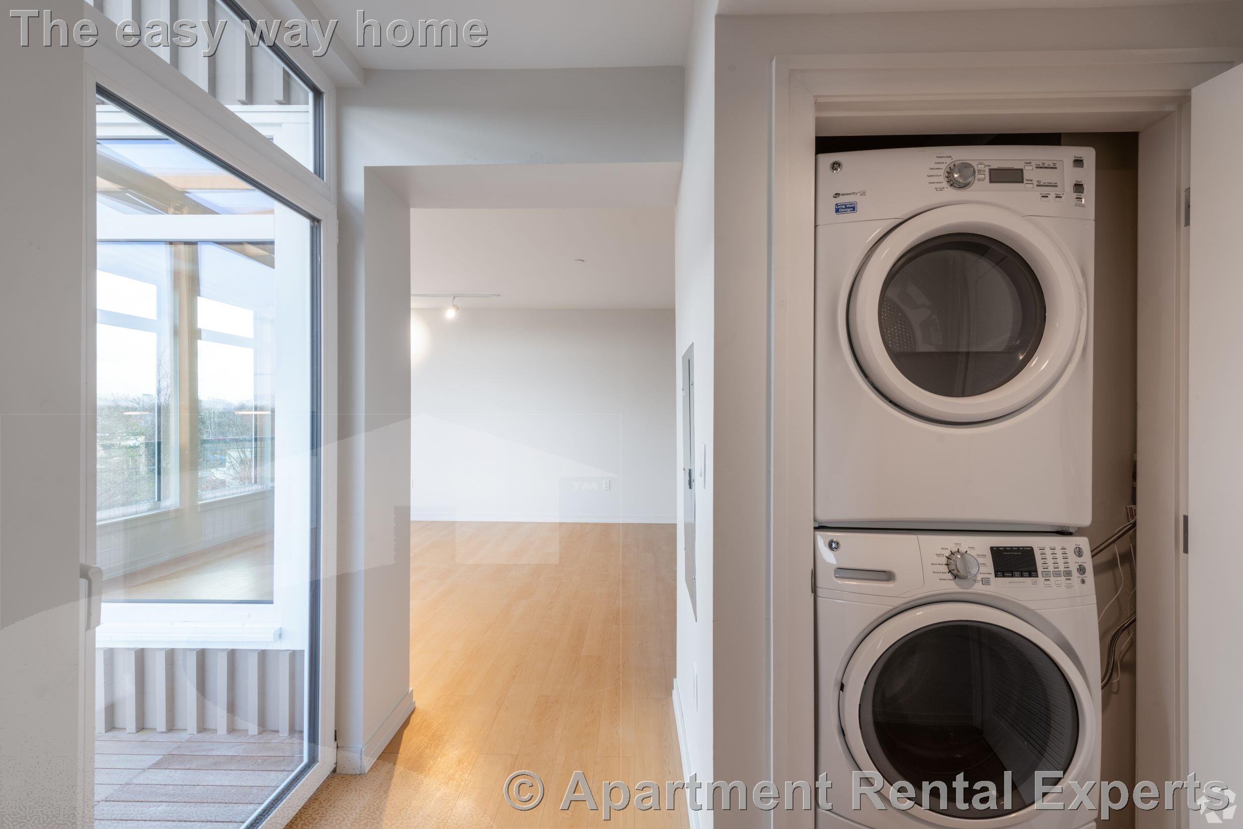 77 New St, Fresh Pond