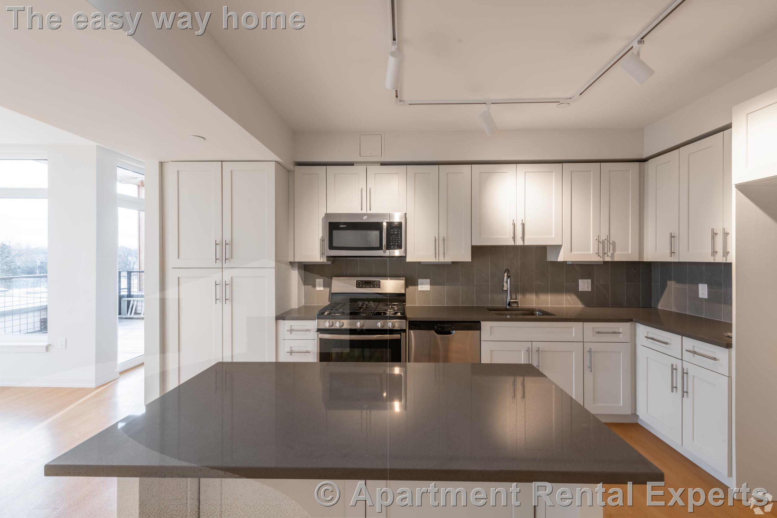 77 New St, Fresh Pond