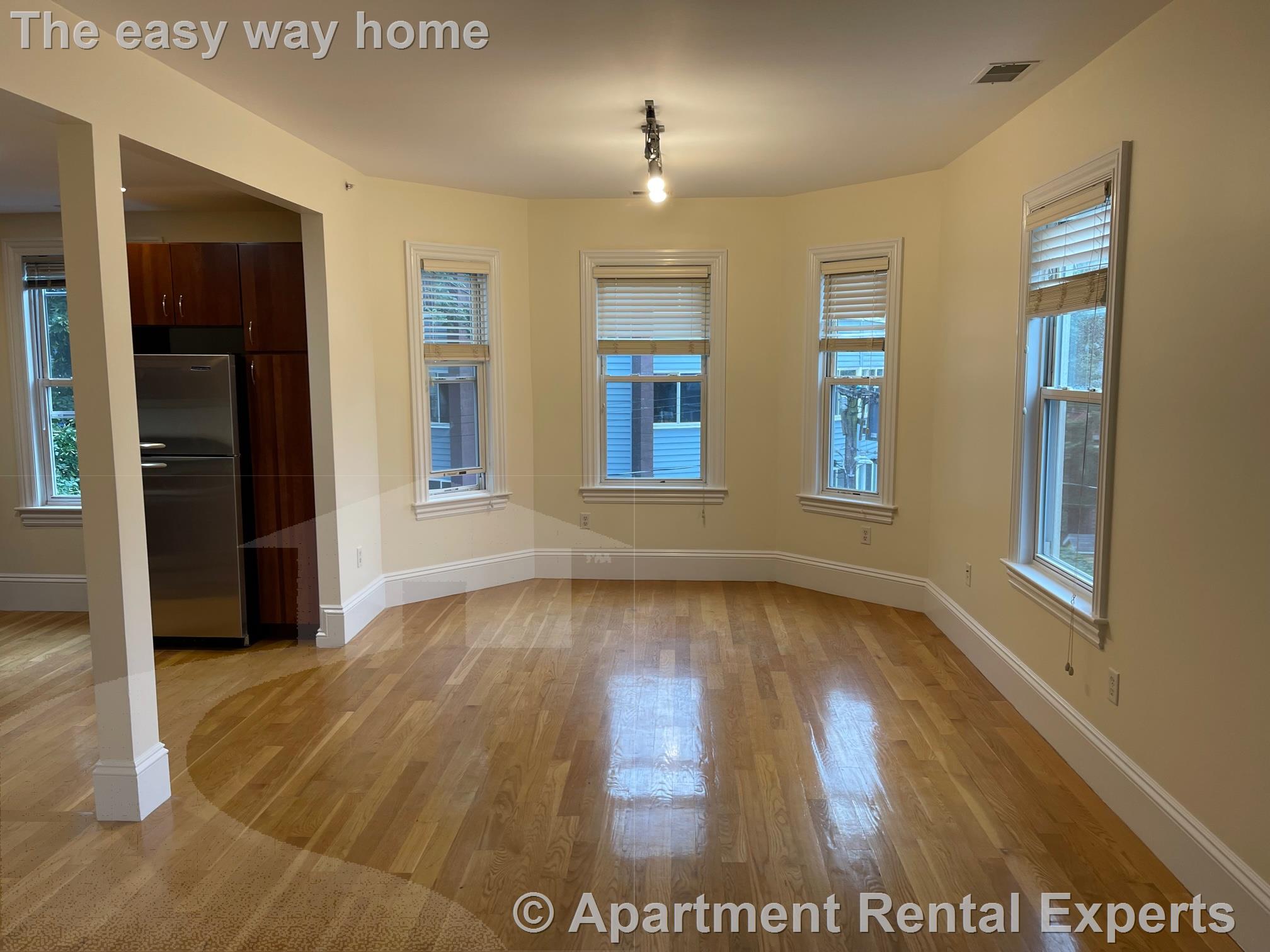 515 Green St, Central Square