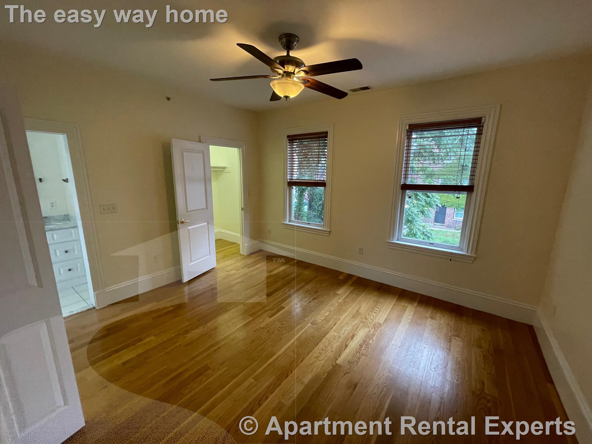 515 Green St, Central Square