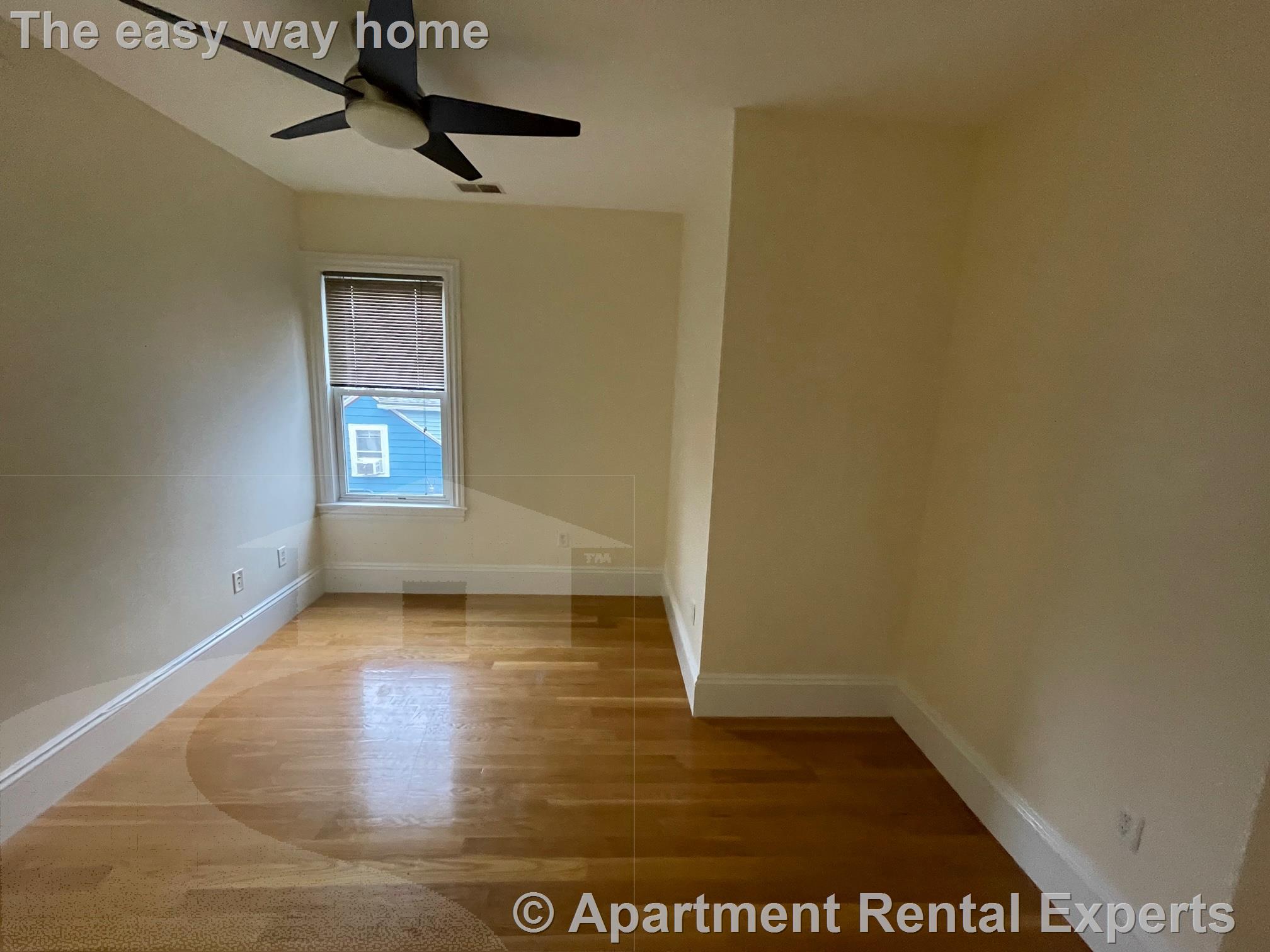 515 Green St, Central Square