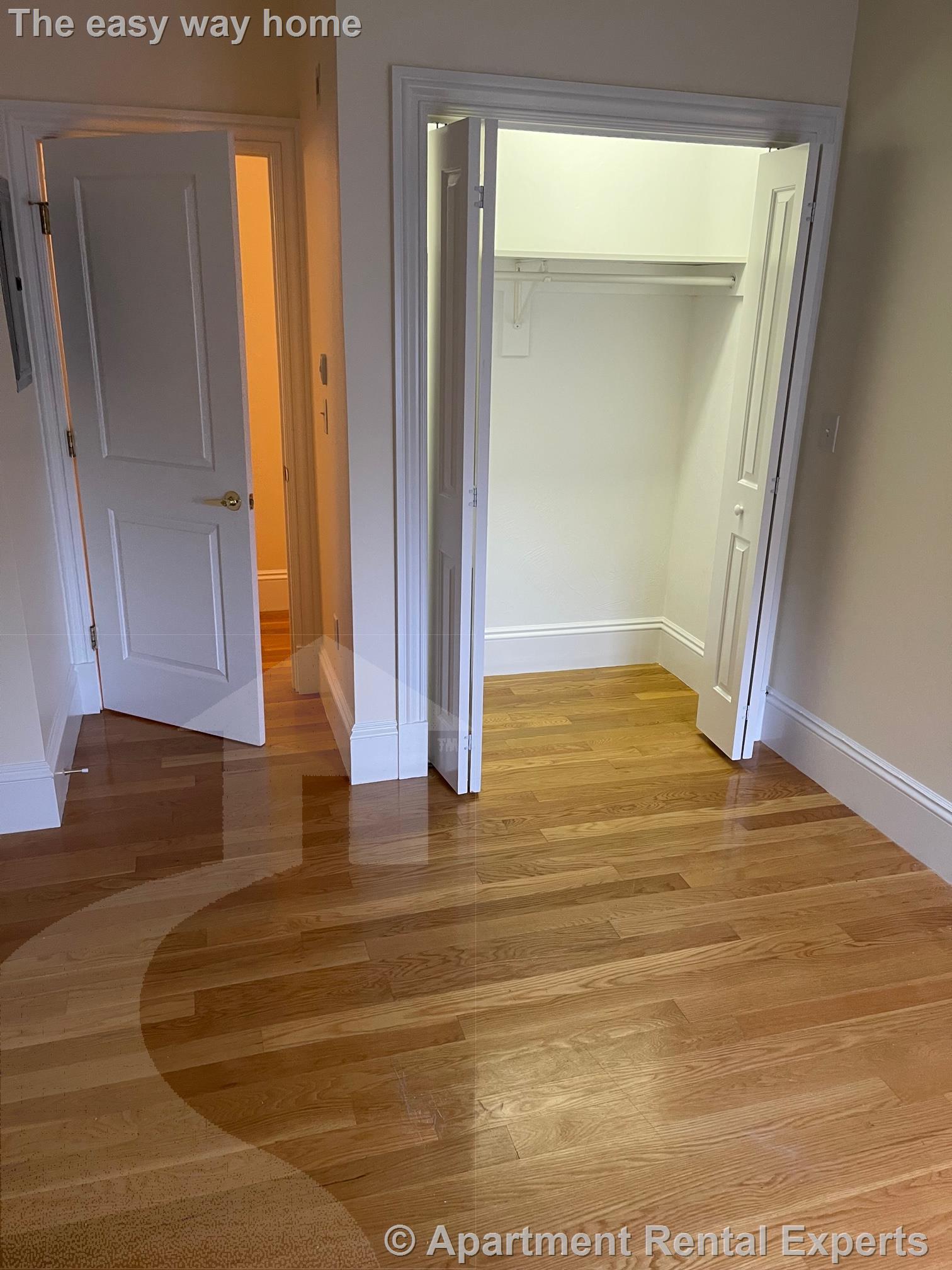 515 Green St, Central Square