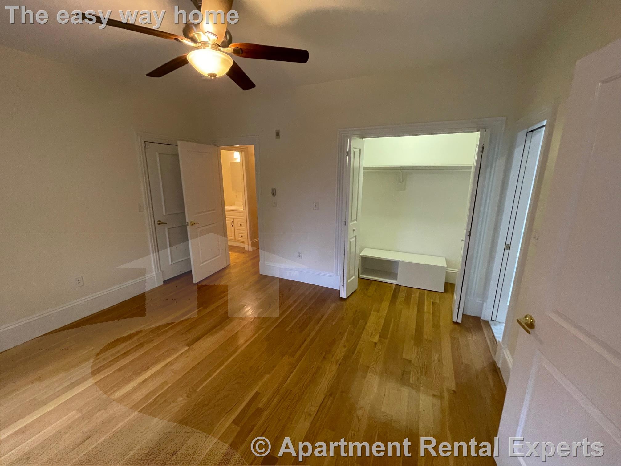 515 Green St, Central Square