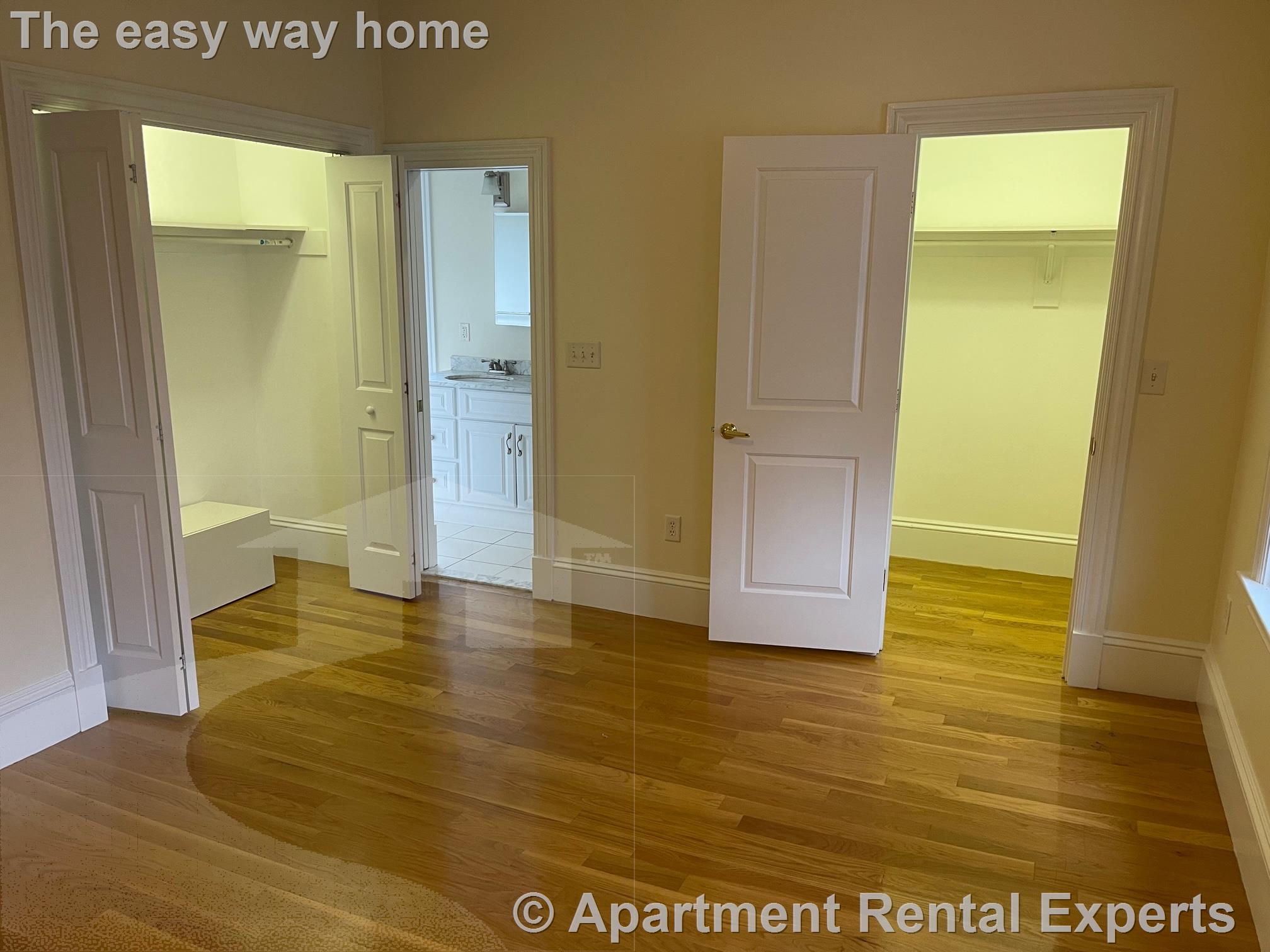 515 Green St, Central Square