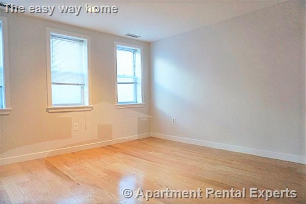 20 Chestnut St, Cambridgeport