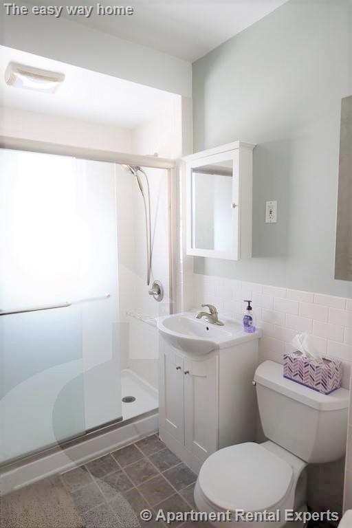 867 Fellsway, Wellington