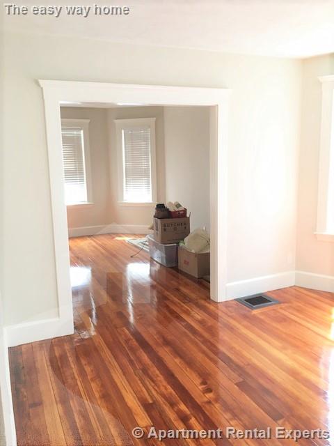 1080-1082 Main St, Other