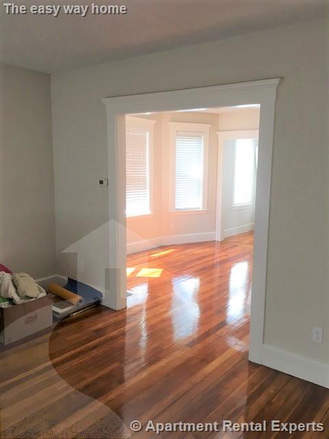 1080-1082 Main St, Other