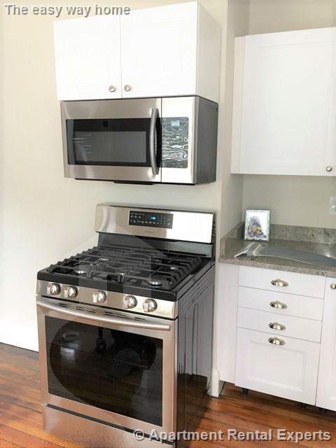 1080-1082 Main St, Other