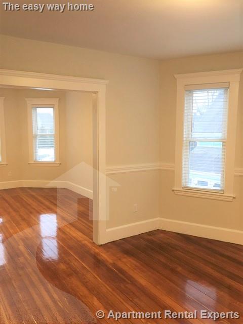 1080-1082 Main St, Other