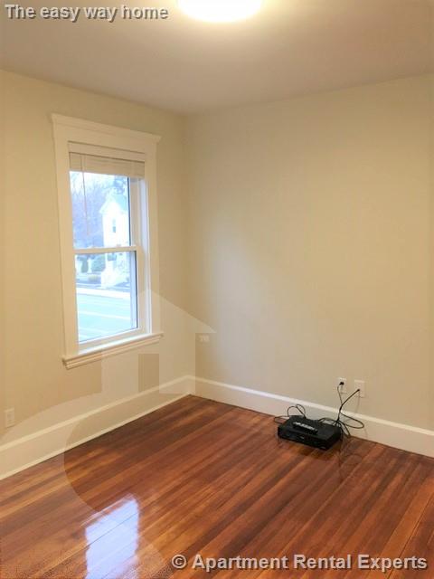 1080-1082 Main St, Other