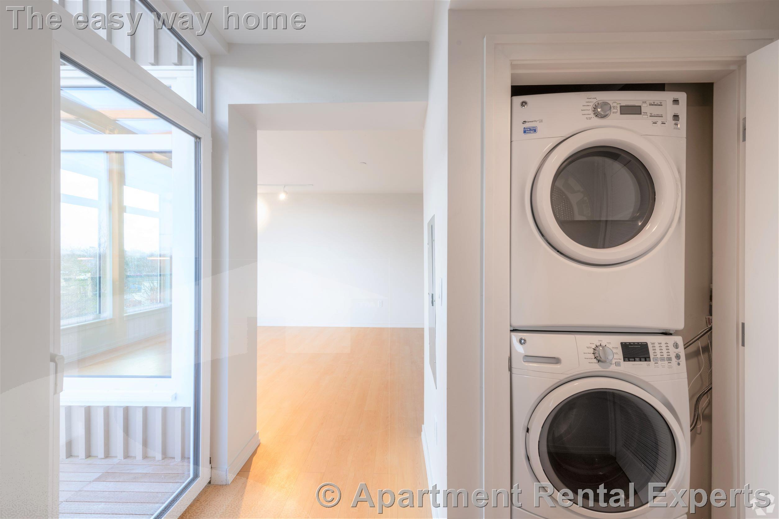 77 New St, Fresh Pond