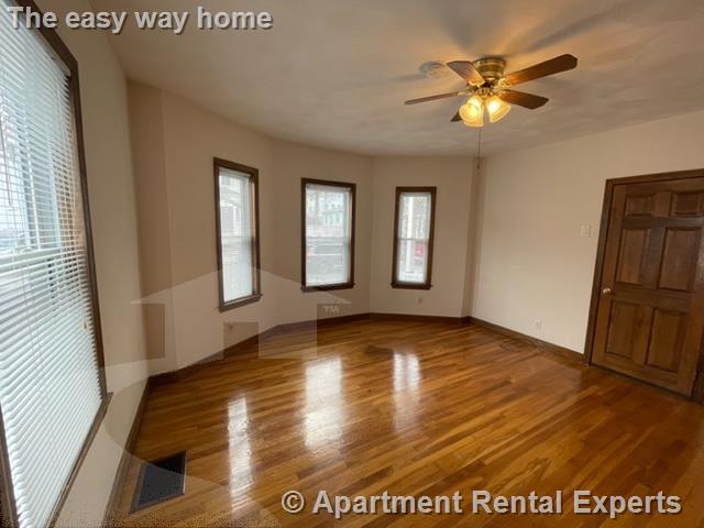 175 Albion St, Davis Square