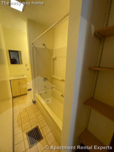 175 Albion St, Davis Square