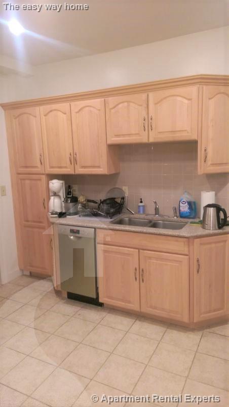 322 Western Ave, Central Square