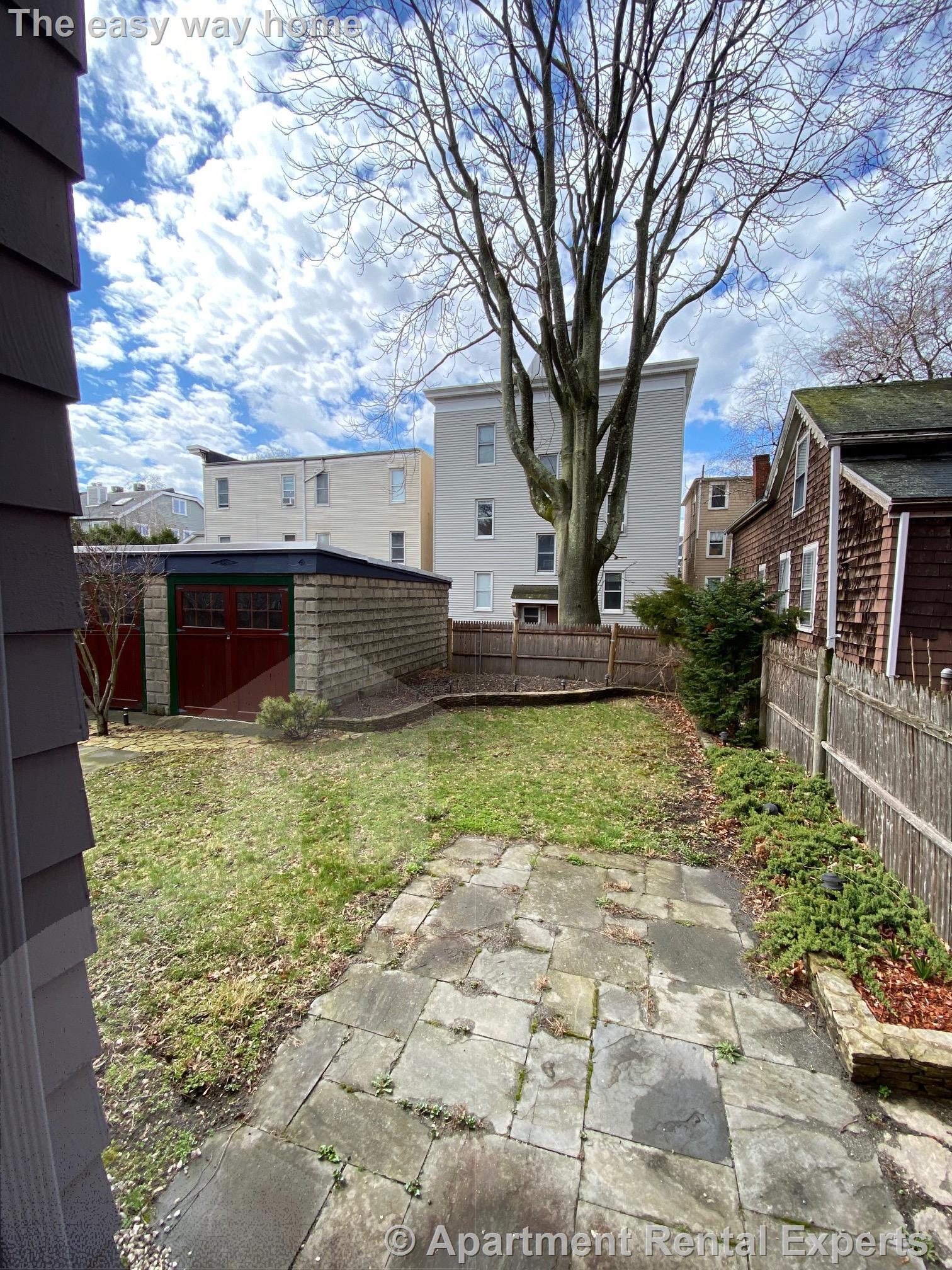 24 Watson St, Cambridgeport