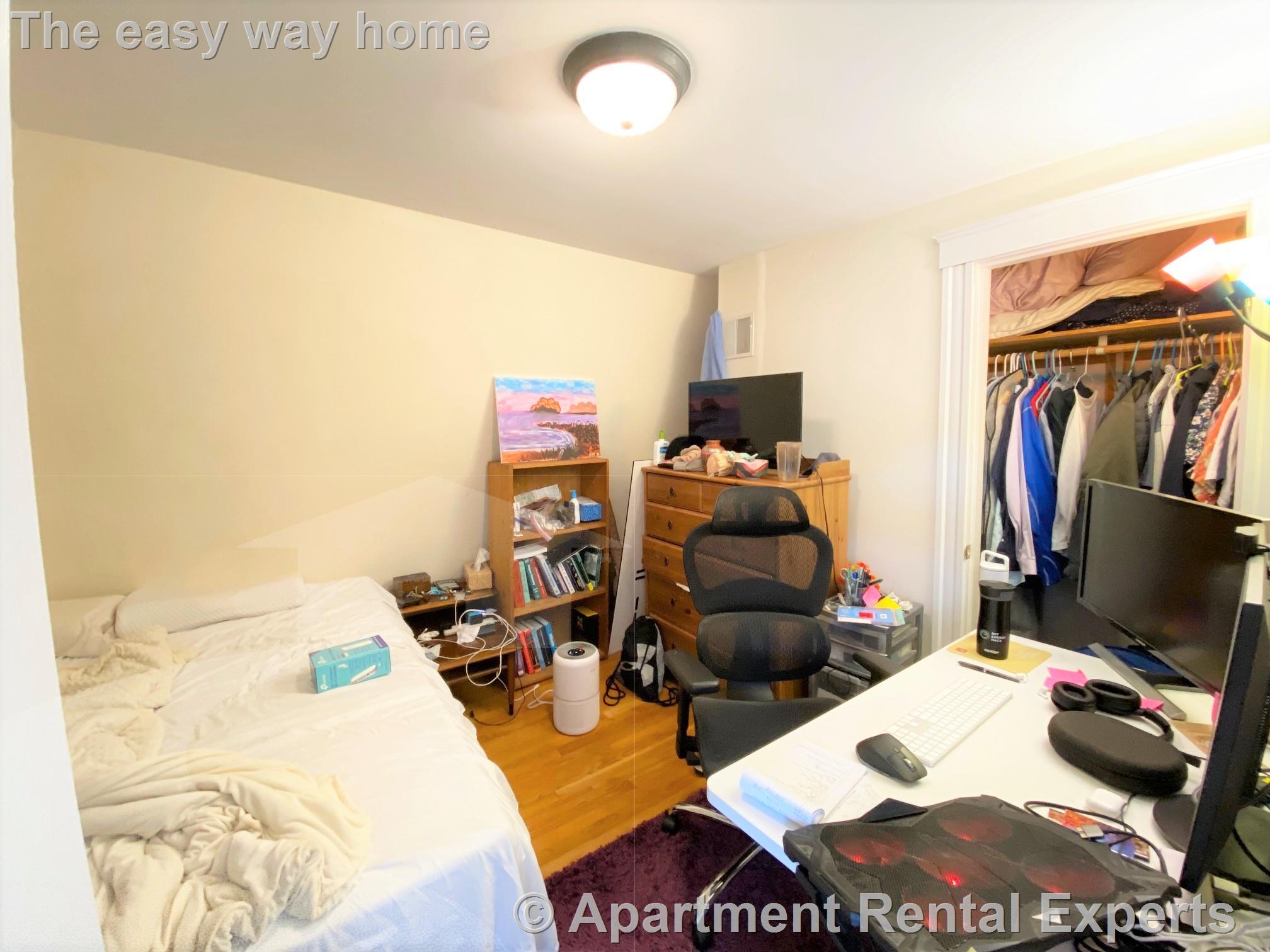 24 Watson St, Cambridgeport