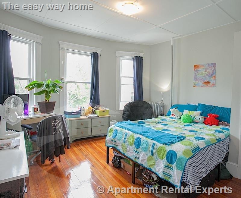 368 Broadway, Central Square