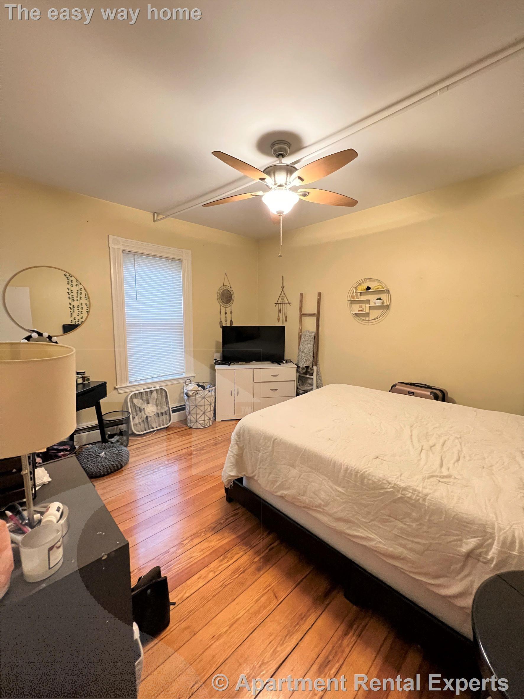 5 Irving St, Davis Square