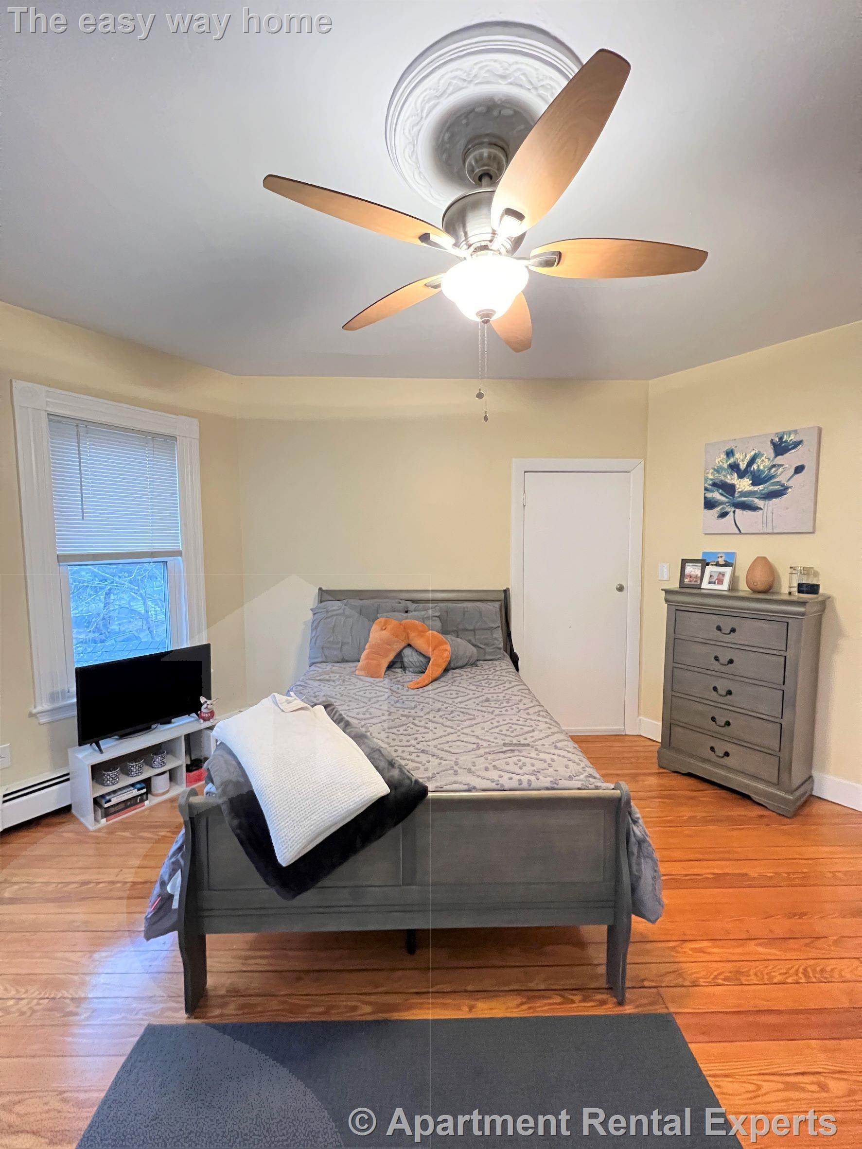 5 Irving St, Davis Square