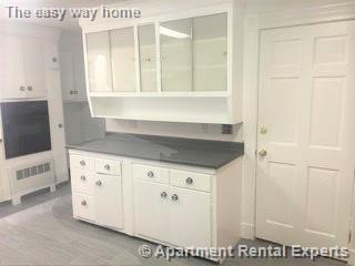 547 Broadway, Ball Square