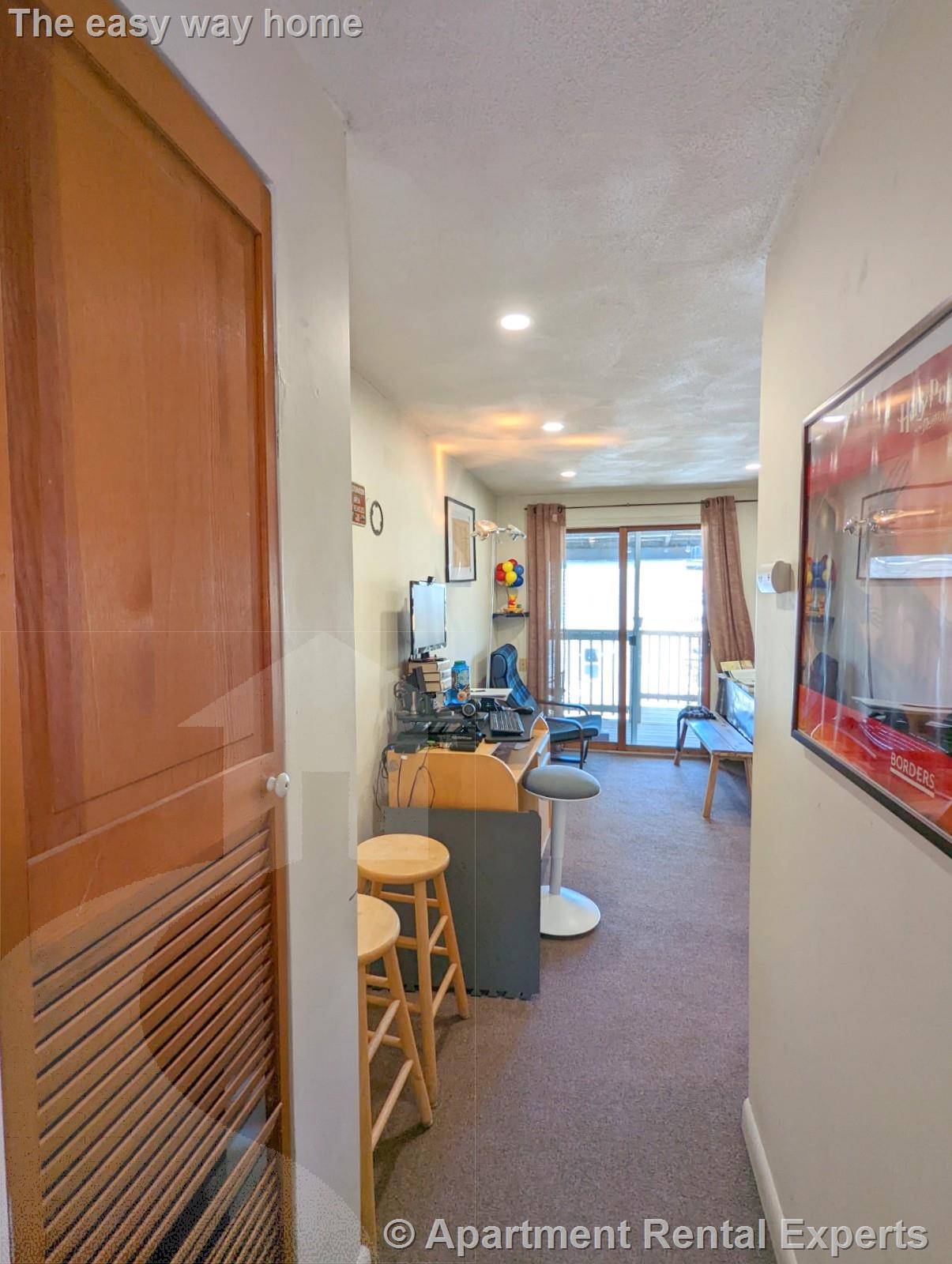 6 Evergreen Sq, Porter Square