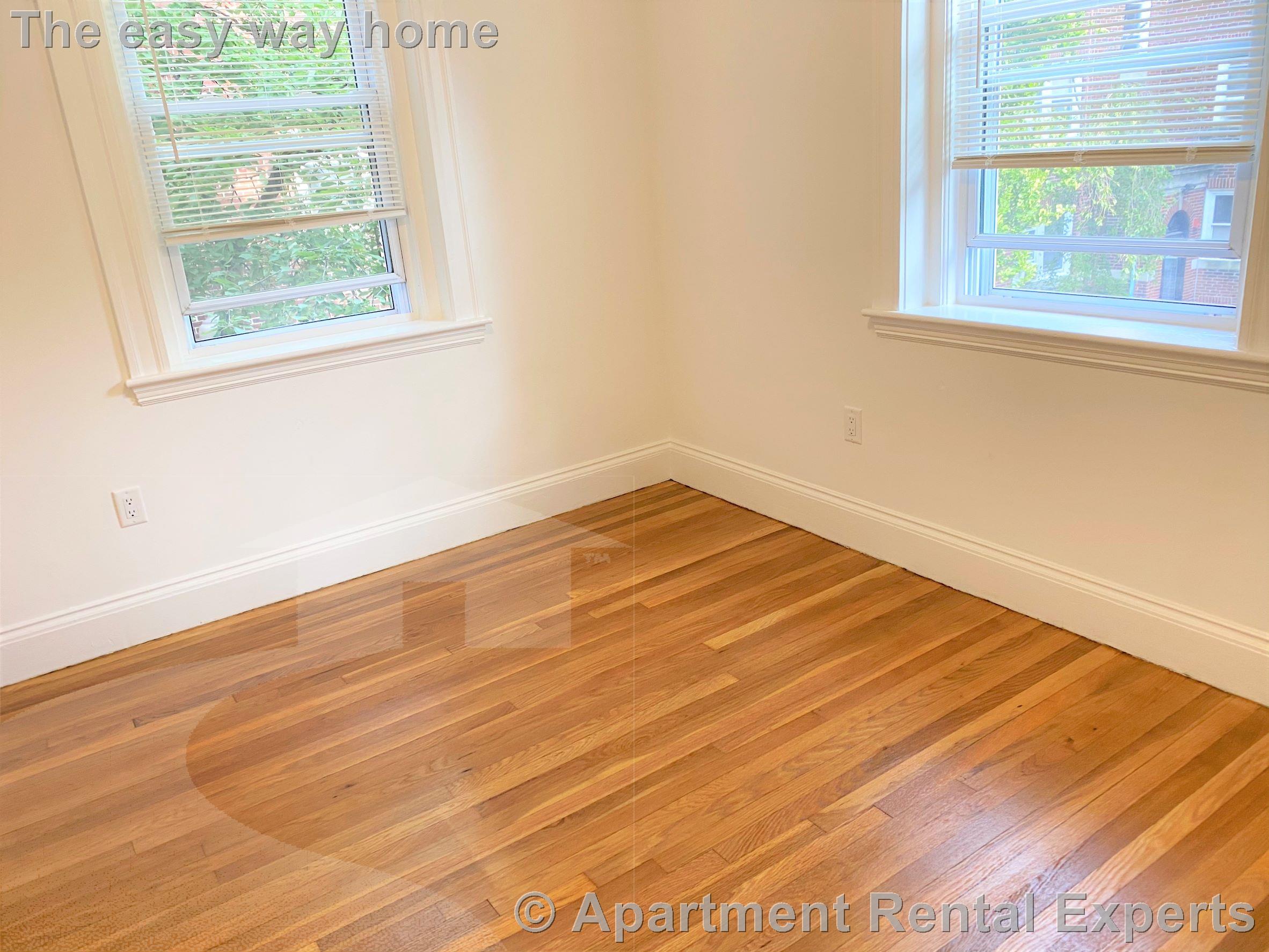 109 Summer St, Malden Center