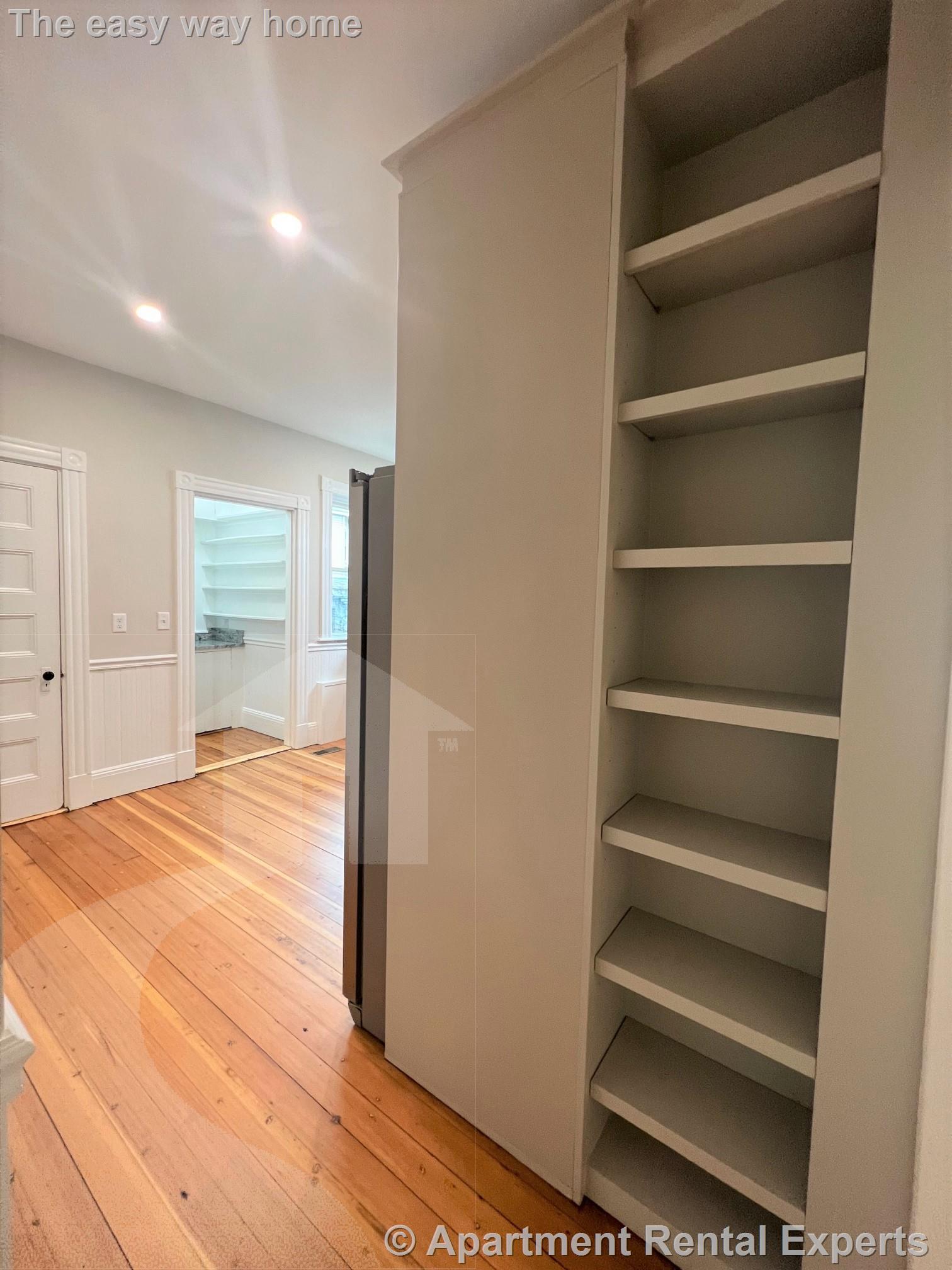 22 Kidder Ave, Davis Square